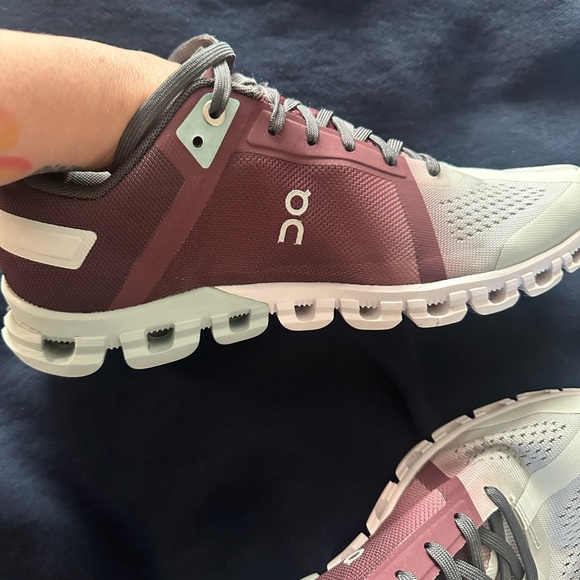 ON women’s sneaker - Picture 11 of 12